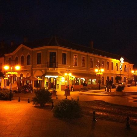 Arany Strucc Hotel Kőszeg Buitenkant foto